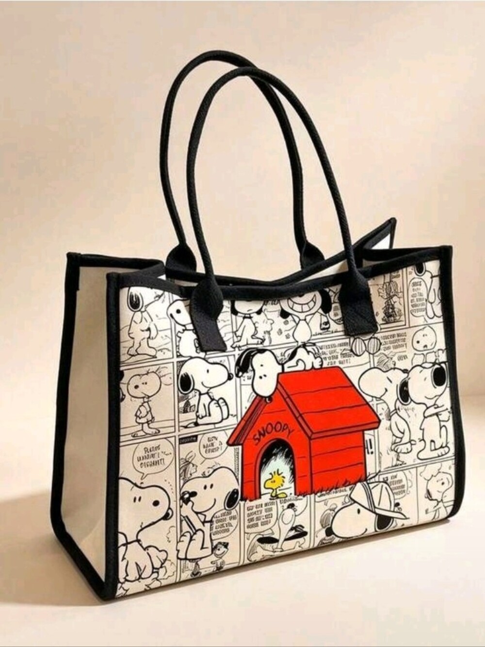 Snoopy Comic Tote Bag with Red Doghouse